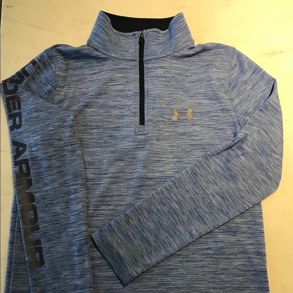 Under Armour Boys half zip pullover Sz Medium